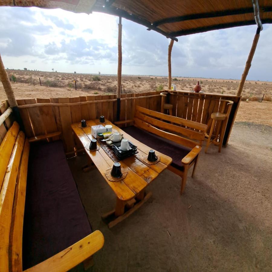 Апартаменти Amboseli Redhouse Екстер'єр фото