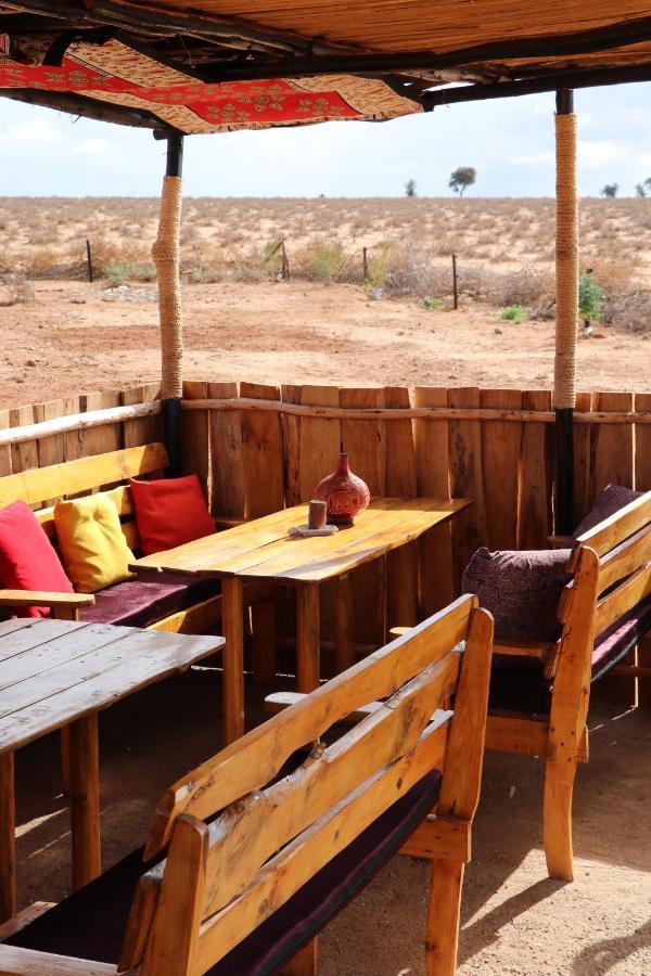 Апартаменти Amboseli Redhouse Екстер'єр фото