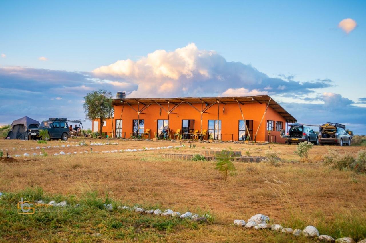 Апартаменти Amboseli Redhouse Екстер'єр фото